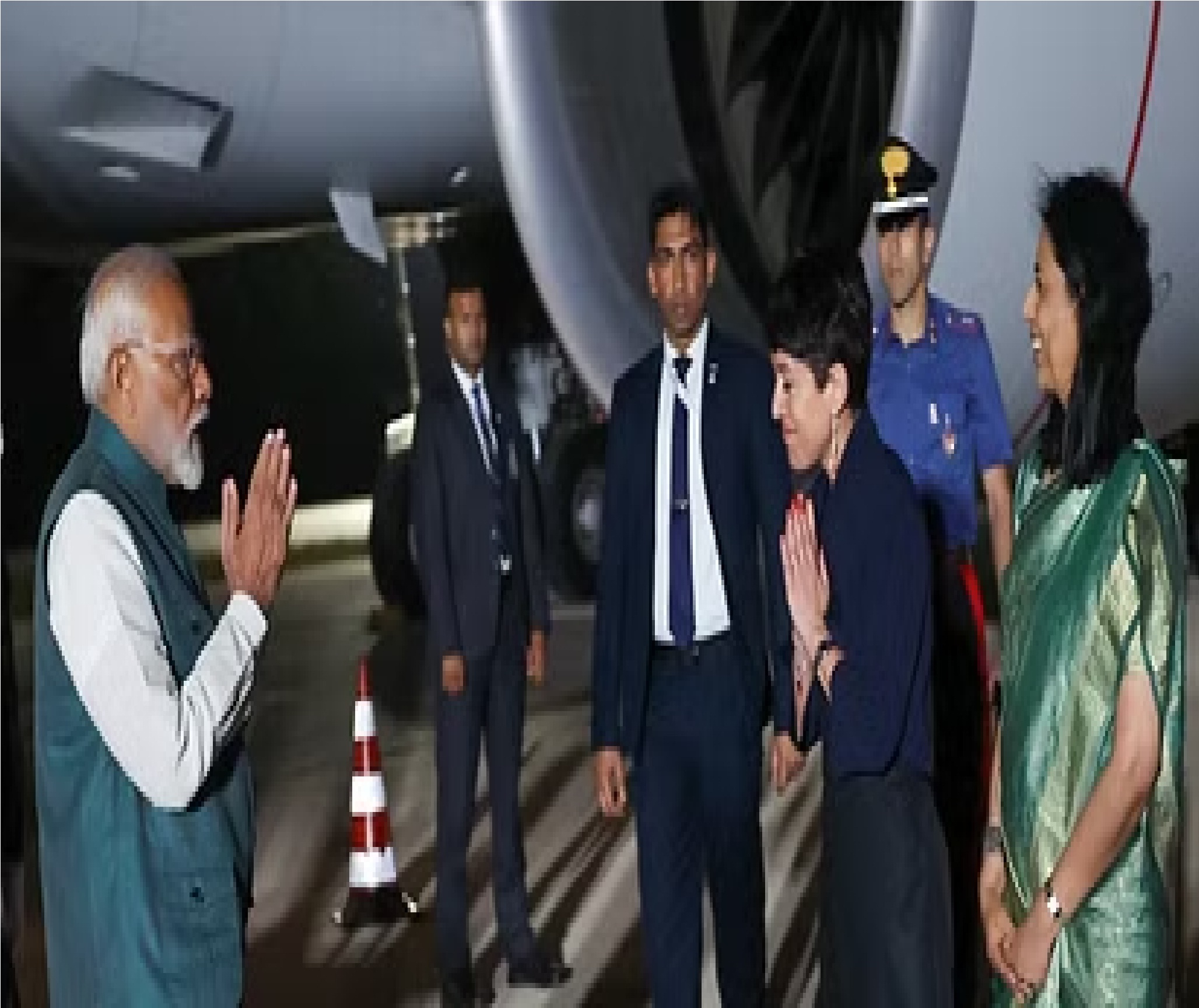 PM Modi ने तीसरी बार काशी से किया नामांकन, शाह-राजनाथ-चंद्रबाबू नायडू-चिराग समेत NDA के दिग्गज नेता रहे मौजूद